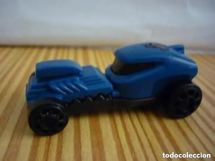 Figuras de goma Kinder: Figura kinder - coche - Foto 1