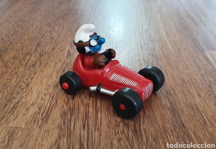 Figuras de goma y PVC: Pitufo en coche schleich - Foto 2