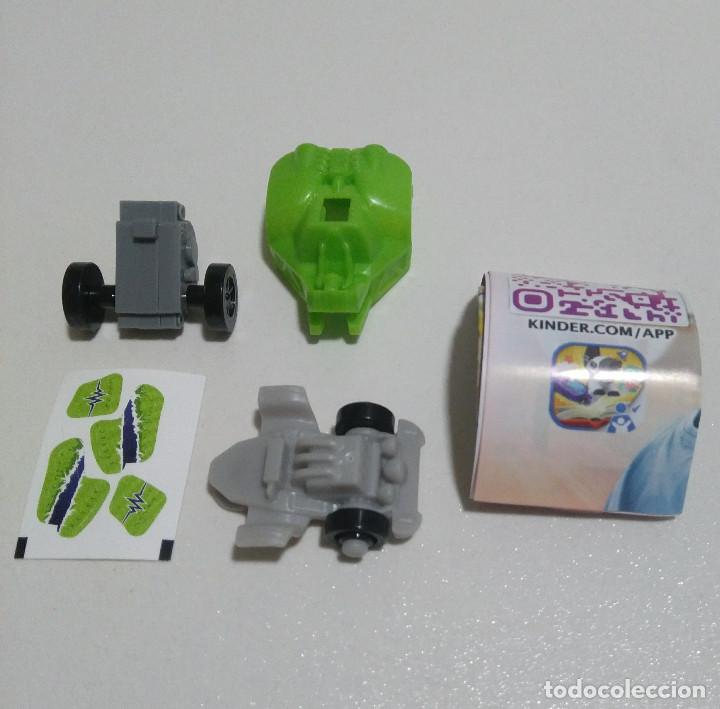 Figuras de Borracha e PVC: kinder vv 025 coche 2020 2021 verde pegatinas vehiculo bpz papel completo montable miniatura escala