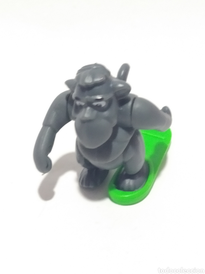 Figuras de Goma Kinder: Figura PVC. kinder. K0O N 21.Gorila.A&ntilde;o 2000