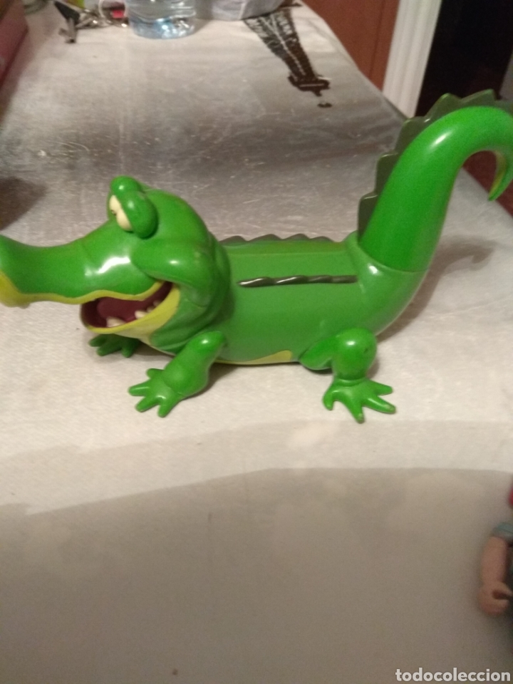 Figuras de goma y PVC: cocodrilo tic tac y sr Smith - Foto 1