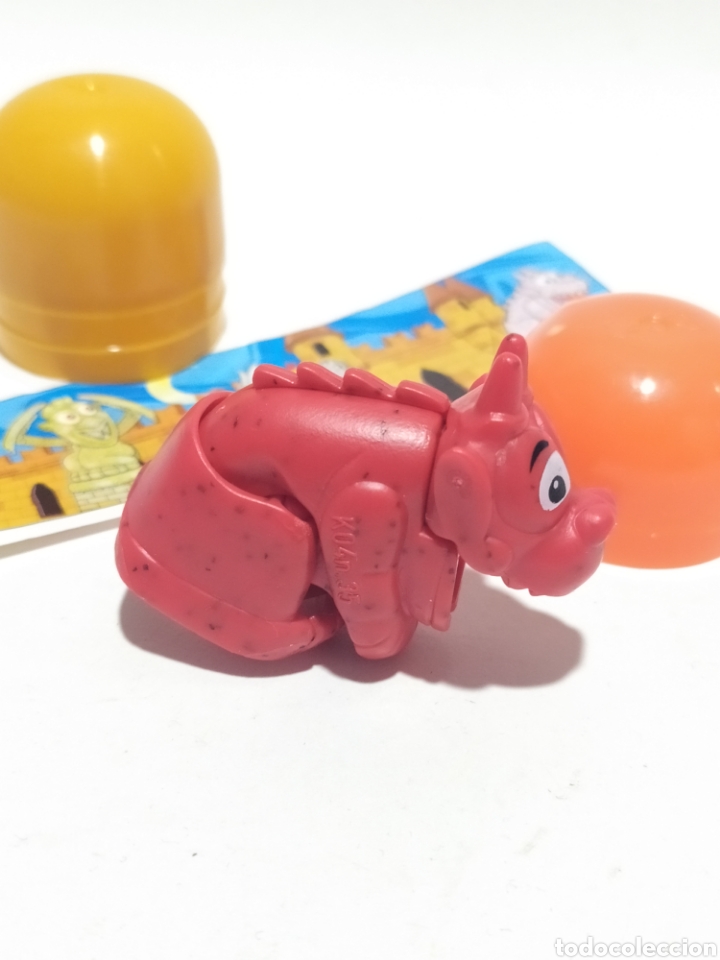 Kinder &Uuml;berraschung: Figura PVC. Kinder. K04. N35. A&ntilde;o 2004.Gargolas.