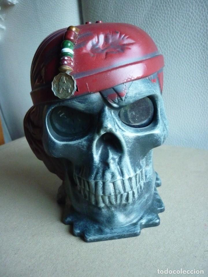 Figuras de Goma y PVC: Cabeza calavera piratas del caribe - mega bloks