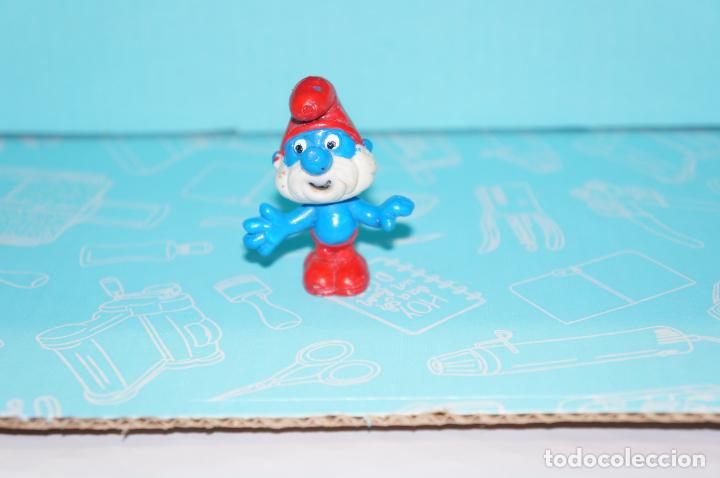 Figuras de goma y PVC: FIGURA PAPA PITUFO. LOS PITUFOS - Foto 1