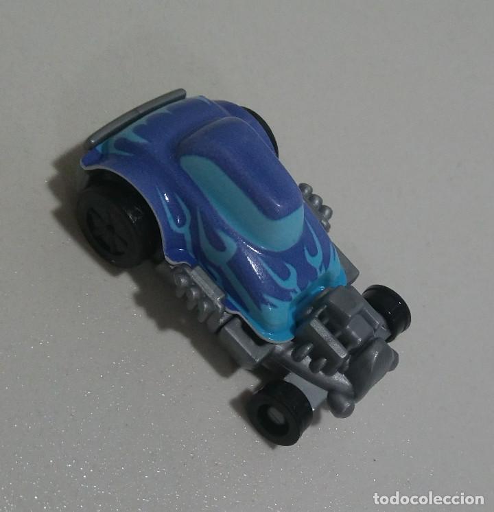 Kinder Figures: coche kinder escala miniatura vehiculo cochecito car