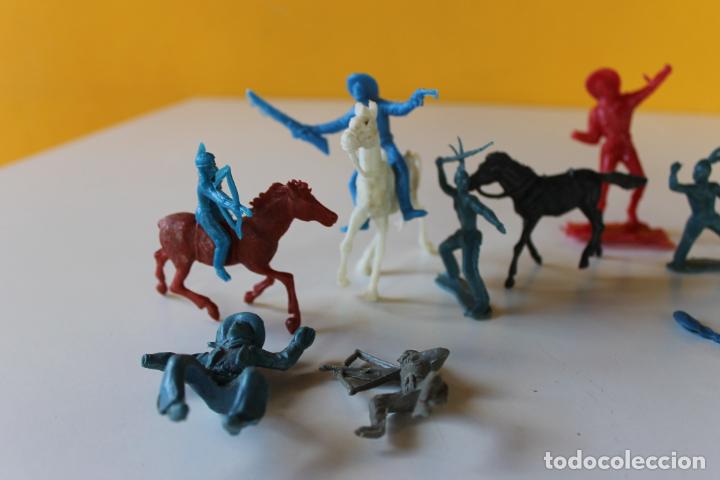 Figuras de goma y PVC: LOTE VAQUEROS, INDIOS Y CABALLOS, COMANSI JECSAN - Foto 3