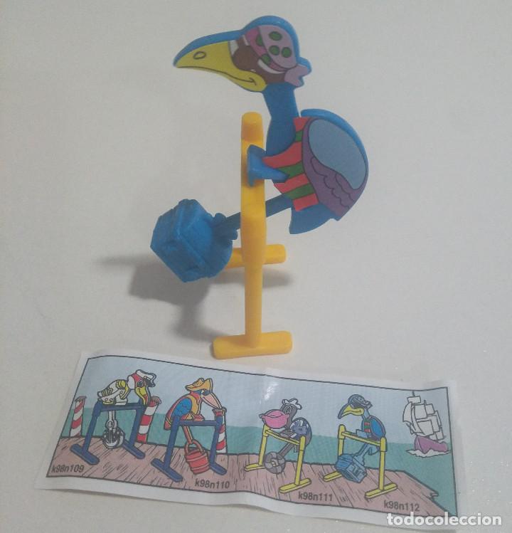 Kinder Figures: kinder pajaro pirata cofre tesoro montable bpz papel pirate ave