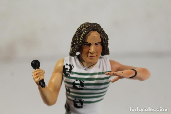 Figuras de goma y PVC: figura pvc david bisbal - Foto 2