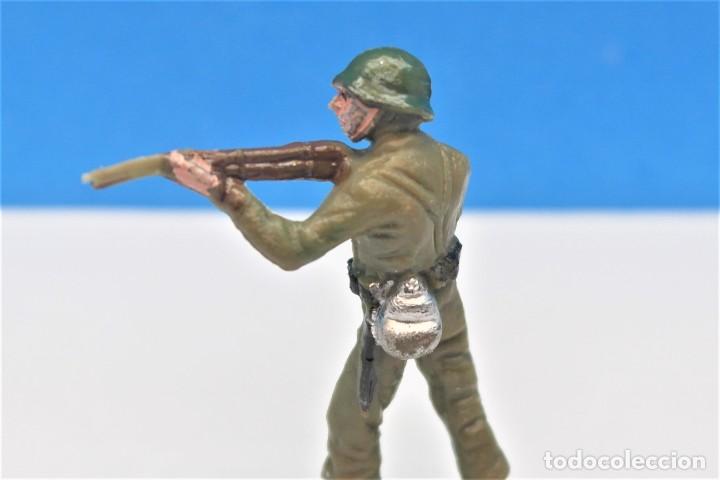 Figure di Gomma e PVC: Antigua Figura en Pl&aacute;stico.Serie Soldados Espa&ntilde;oles . Torres Malta. 45 mm. A&ntilde;os 60/70. Made in Spain