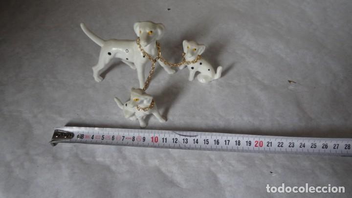 Figuras de goma y PVC: FIGURITAS PERROS DALMATAS PL&Aacute;STICO - Foto 2