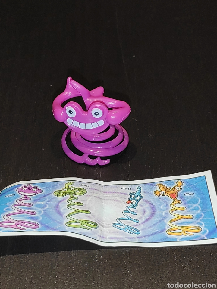 Kinder Figures: kINDER FERRERO 203B figura muelle espiral Europa 2001 1 fig + 1 bpz