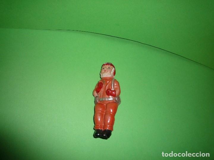 Figuras de goma y PVC: FIGURA PARACAIDISTA - Foto 1