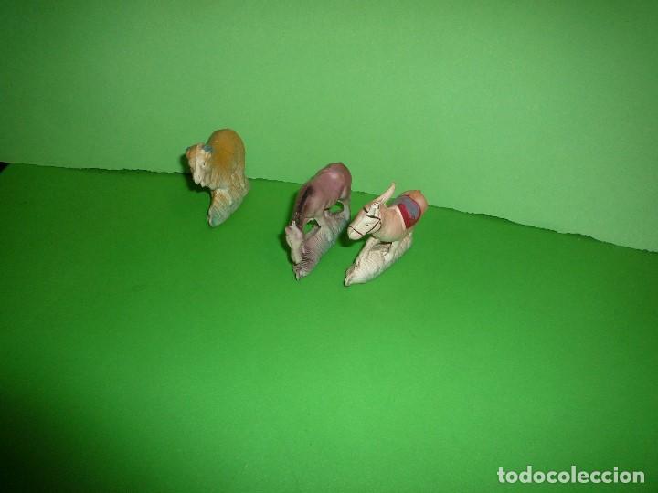 Figuras de goma y PVC: 3 animales - Foto 1