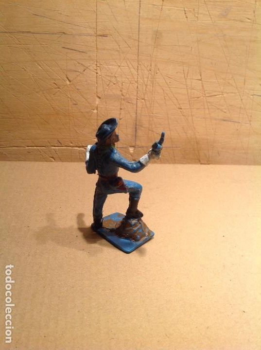 Figuras de goma y PVC: Figura de 70mm de Pech - Foto 3