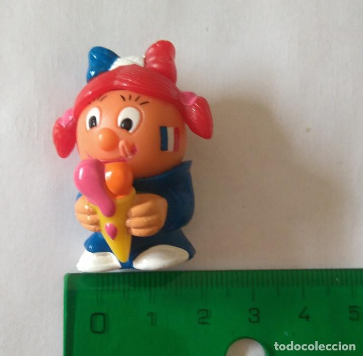 Figuras de Borracha e PVC: kinder ni&ntilde;a cabezona cabezon helado futbol fan football mu&ntilde;eco serie cabezones pelirroja lazo