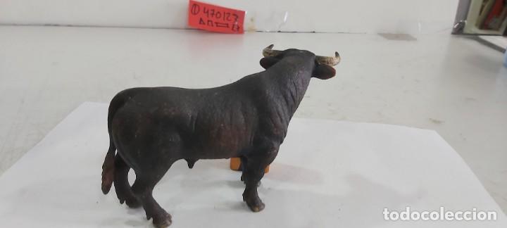 Figuras de goma y PVC: ANTIGUA FIGURA DE TORO - Foto 4