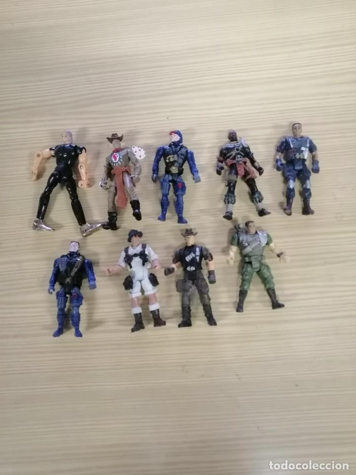 Figuras de goma y PVC: LOTE DE 29 FIGURAS MU&Ntilde;ECOS - Foto 6