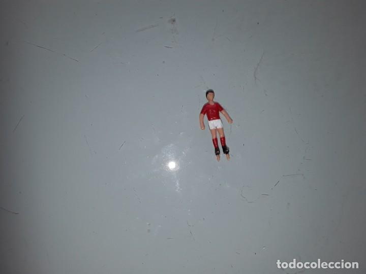 Rubber and PVC Figures: Figura futbolista pvc escala miniatura f&uacute;tbol