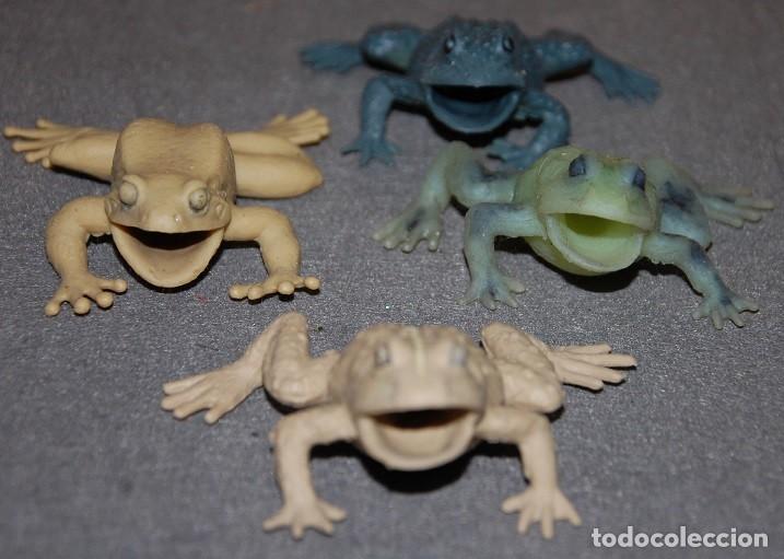 Figuras de Goma y PVC: LOTE DE 4 BATRACIOS/RANAS DE SILICONA