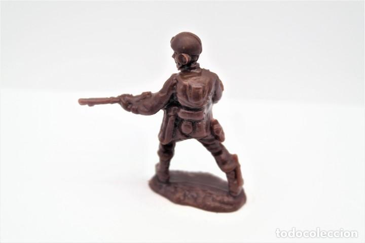 Figure di Gomma e PVC: Antigua Figura en Pl&aacute;stico. Soldado de la Serie Paracaidistas de Italia. Atlantic. A&ntilde;os 70