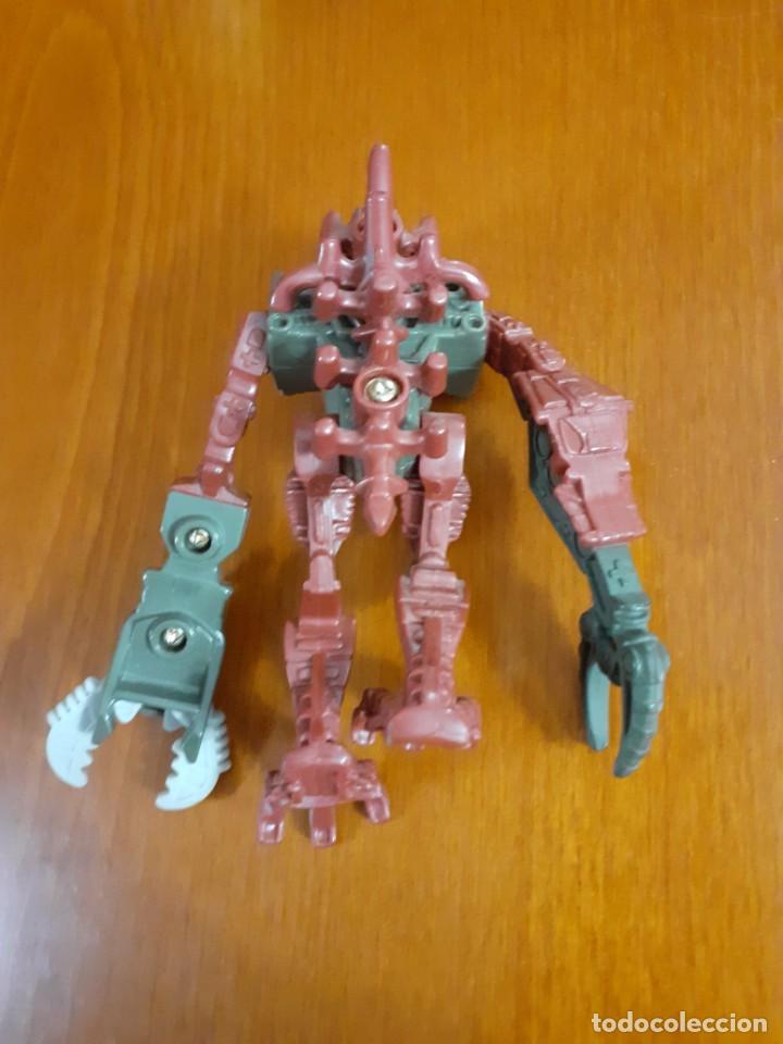 Figuras de goma y PVC: Robot articulado de pl&aacute;stico - Foto 1