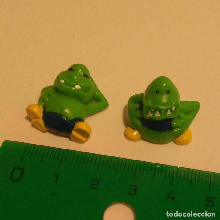 Figuras de Borracha e PVC: bichos verdes kinder mu&ntilde;ecos mini monsters figuritas miniaturas