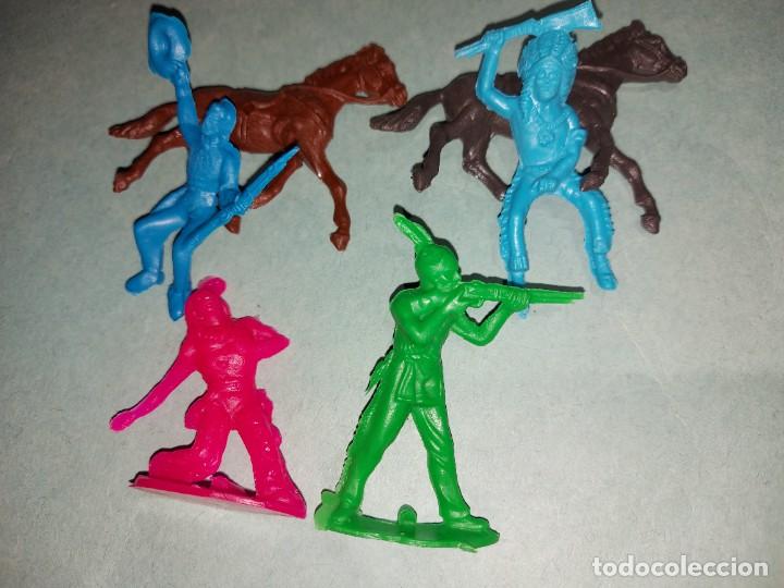 Figuras de goma y PVC: FIGURAS DEL OESTE INDIOS Y VAQUEROS / NUEVAS - Foto 2