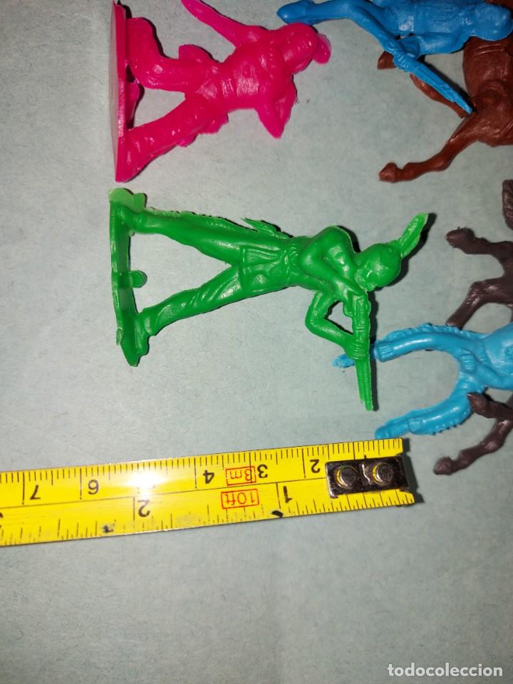 Figuras de goma y PVC: FIGURAS DEL OESTE INDIOS Y VAQUEROS / NUEVAS - Foto 3