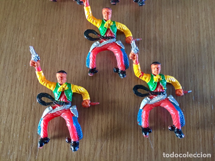 Figuras de goma y PVC: Lote de vaqueros. M. Sotorres. - Foto 3