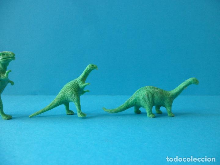 Figuras de Goma y PVC: Lote de Dinosaurios verdes Dunkin - Premium - Foto 7 - 257317585