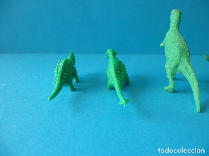 Figuras de Goma y PVC: Lote de Dinosaurios verdes Dunkin - Premium - Foto 11 - 257317585