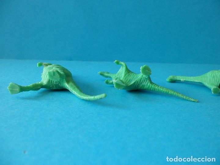 Figuras de Goma y PVC: Lote de Dinosaurios verdes Dunkin - Premium - Foto 16 - 257317585