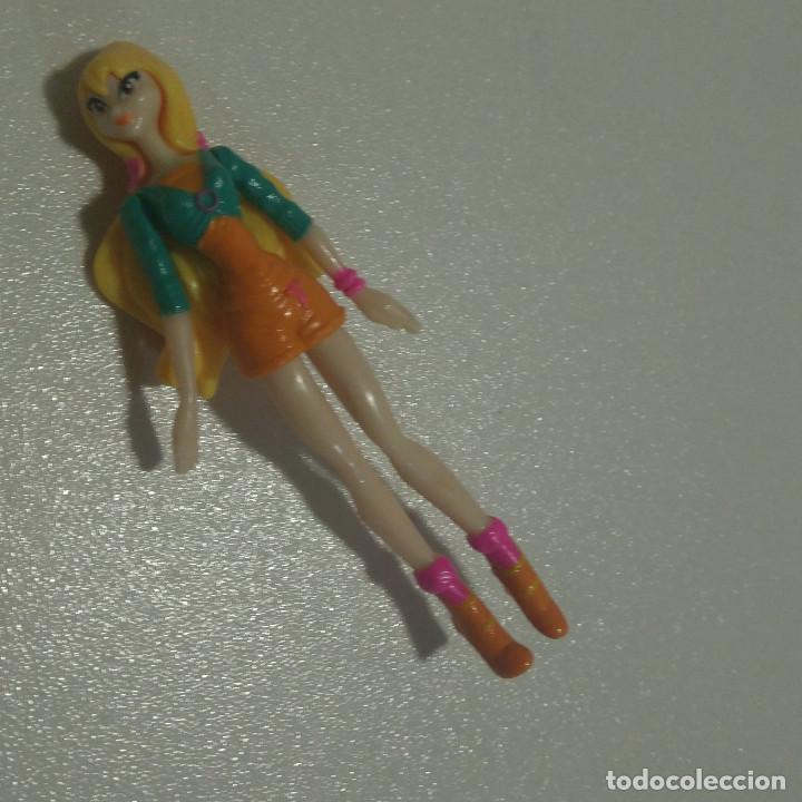 Kinder Figures: WINX love MU&Ntilde;ECA MINIATURA MU&Ntilde;EQUITA FIGURITA kinder rubia stella stela