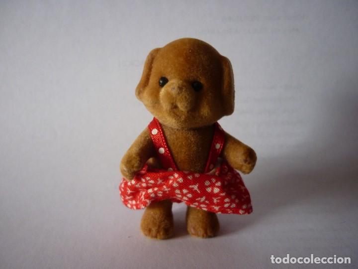 Figuras de Goma y PVC: Figura perrita de terciopelo - 6,5 cm