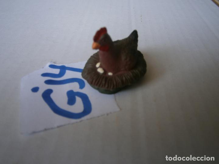 Rubber and PVC Figures: FIGURA DE GOMA O PVC GALLINA ENCUBANDO - ENVIO INCLUIDO A ESPA&Ntilde;A