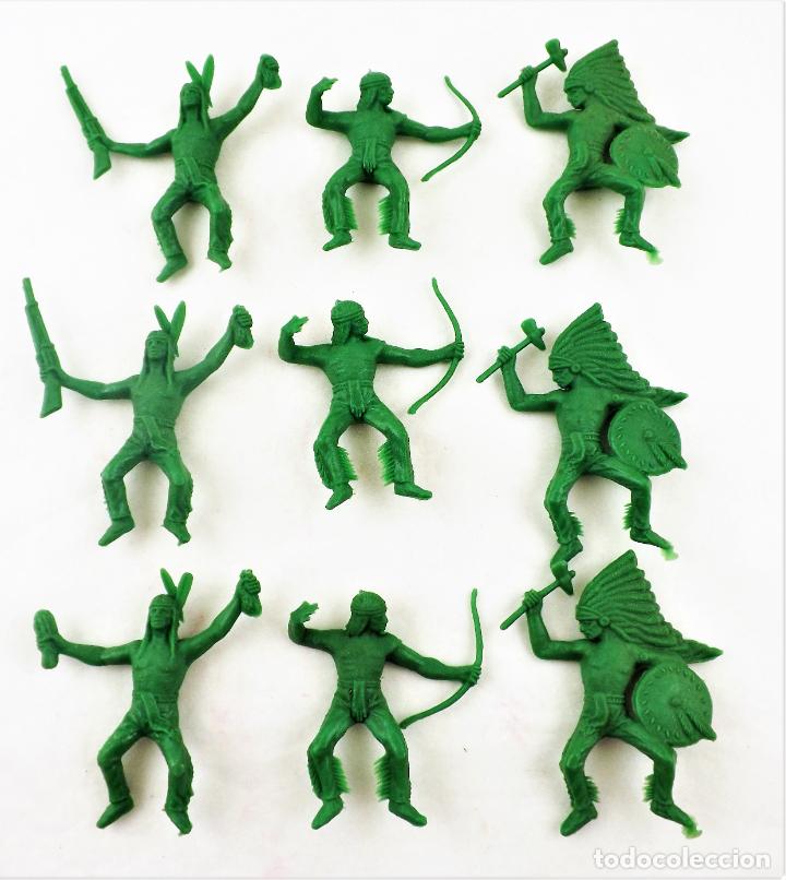 Figuras de goma y PVC: Comansi Indios . Piezas de los 70. Conjunto de 9 unidades