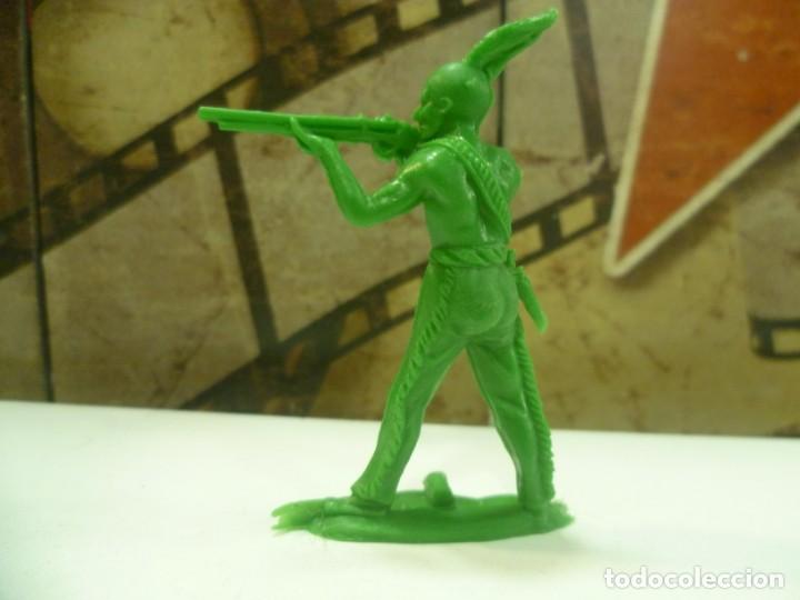 Figuras de goma y PVC: Indio con rifle - Foto 2