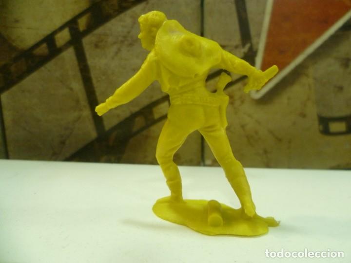 Figuras de goma y PVC: Vaquero con cuchillo - Foto 2
