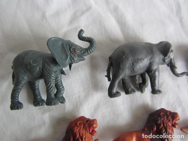 Figuras de goma y PVC: 10 figuras de pl&aacute;stico de animales - Foto 3