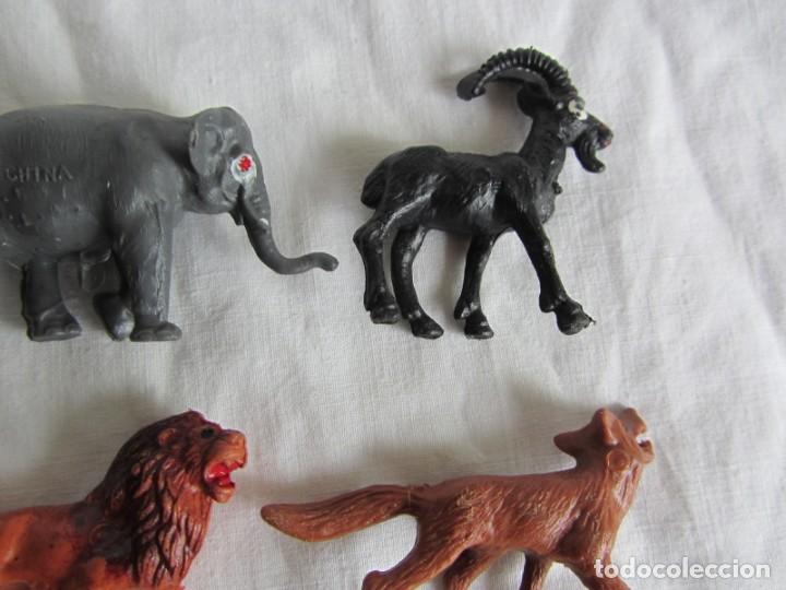 Figuras de goma y PVC: 10 figuras de pl&aacute;stico de animales - Foto 4