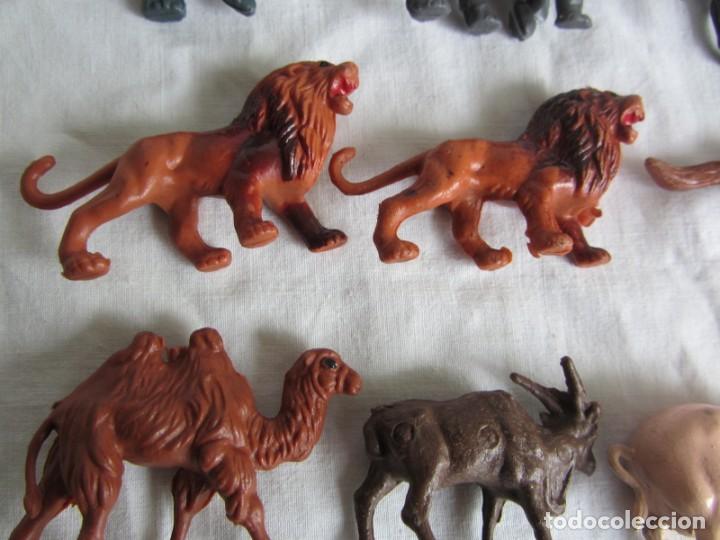 Figuras de goma y PVC: 10 figuras de pl&aacute;stico de animales - Foto 5