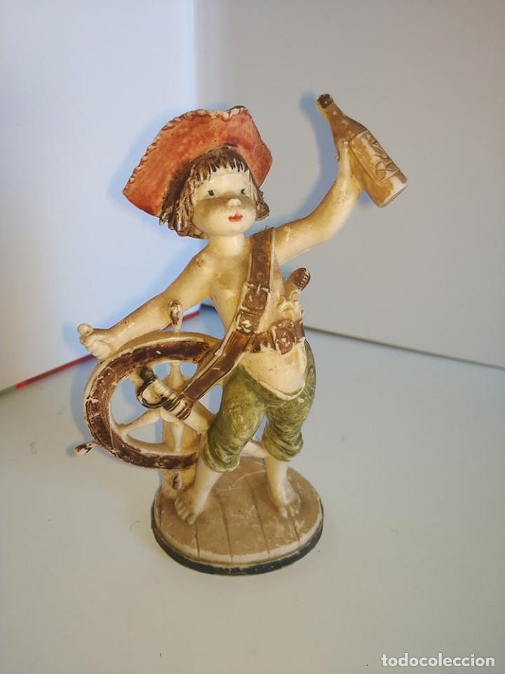 Figuras de Borracha e PVC: Bonita figura pvc goma ni&ntilde;o pirata ron RUM