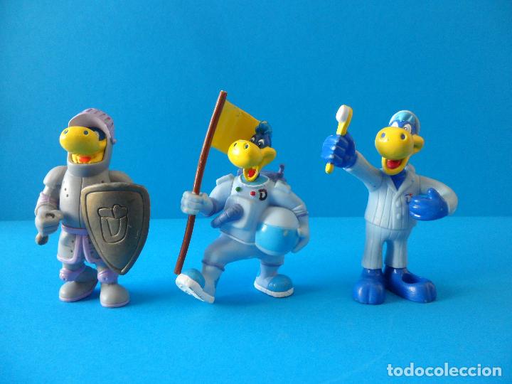 Rubber and PVC Figures: Lote de figuras de Danonino - Promocional danone - Soporte cepillo y m&aacute;s figuras