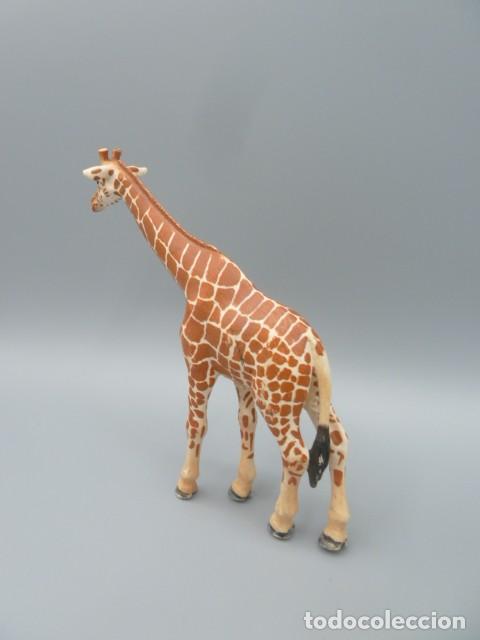 Figuras de goma y PVC: Jirafa hembra Schleich 2003 - Foto 4