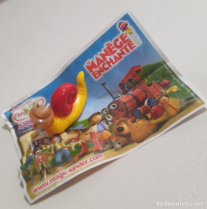 Kinder Figures: kinder Magic Roundabout carrusel magico caracol miniatura mini mu&ntilde;eco figura dougal encantado manege