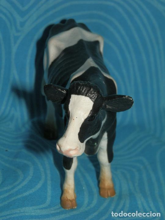 Figuras de goma y PVC: SCHLEICH 2000 VACA, 14 CM - Foto 3