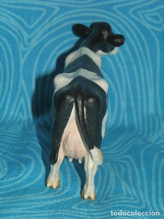 Figuras de goma y PVC: SCHLEICH 2000 VACA, 14 CM - Foto 4
