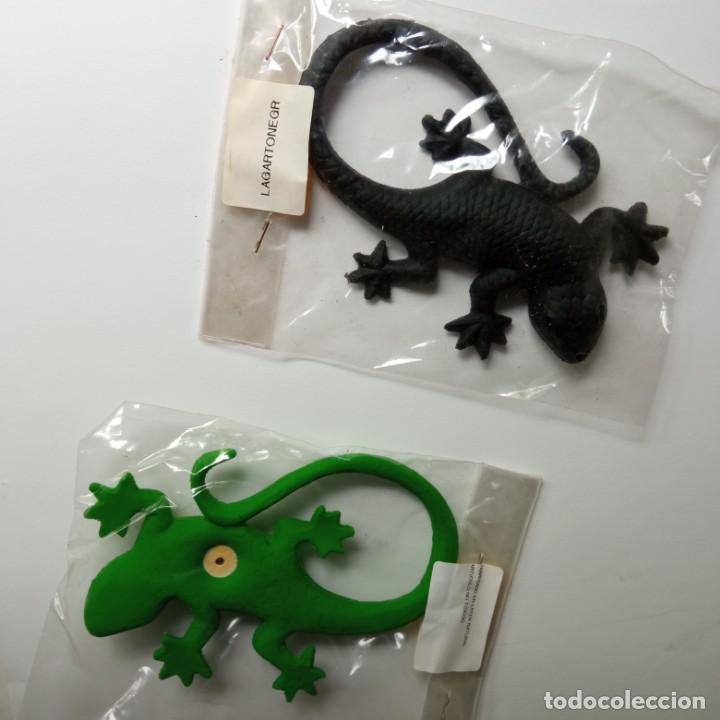 Figuras de goma y PVC: lagarto de latex - Foto 4