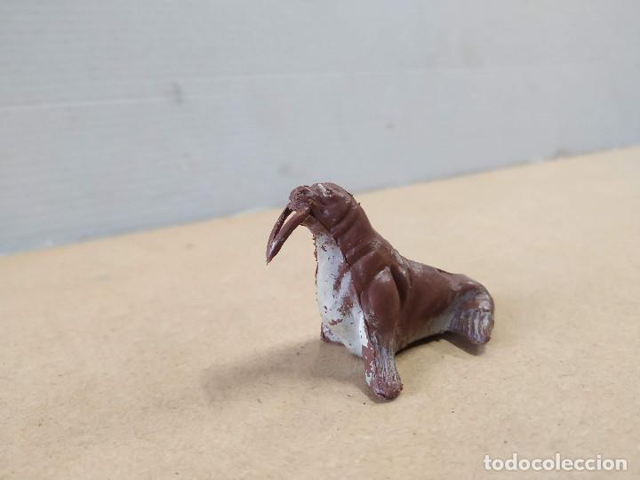 Figuras de goma y PVC: FIGURA DE PL&Aacute;STICO MORSA PECH - Foto 1