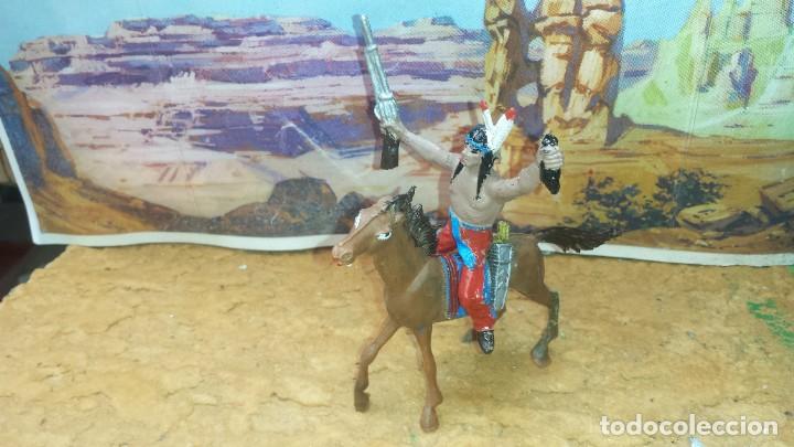 Figuras de goma y PVC: Indio y caballo - Foto 1